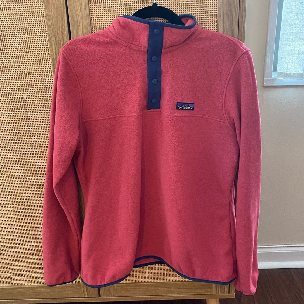 Patagonia Women’s Lightweight Synchilla Snap-T Fleece Pullover